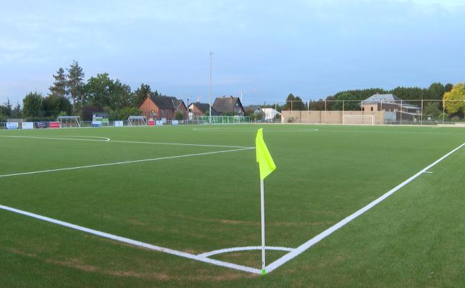 Le terrain synthétique de Philippeville enfin inauguré !