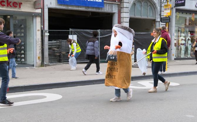 Mégots Wars : partir en guerre contre les mégots qui jonchent le sol